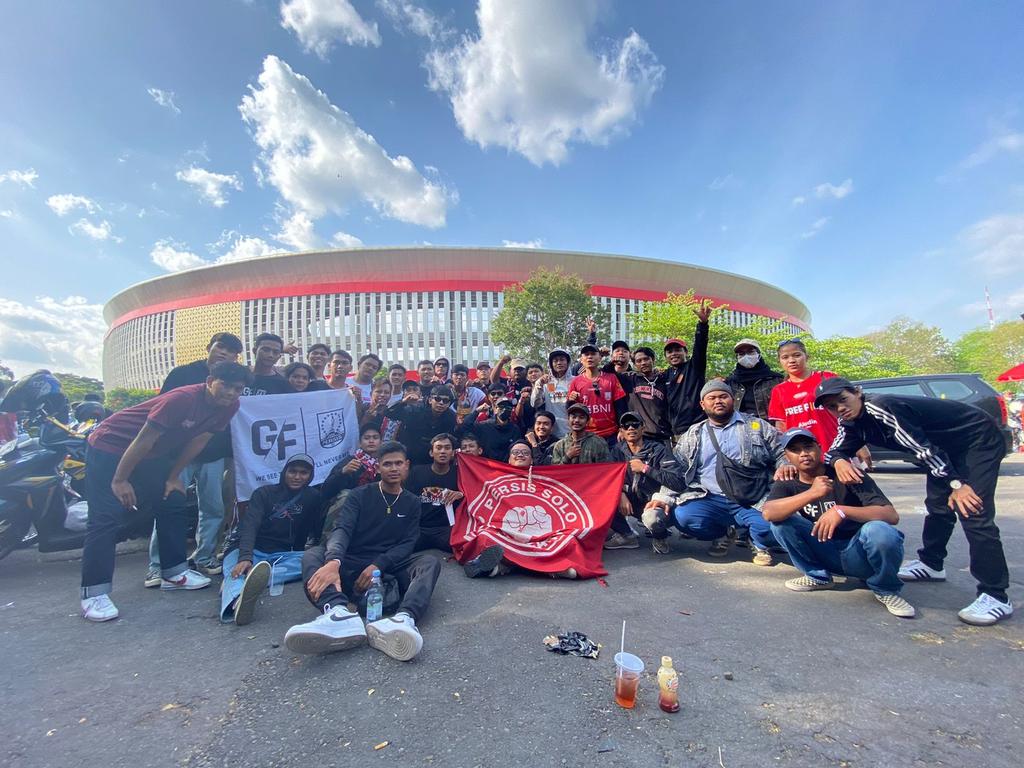 GF1923's tweet photo. Come on you Sambernyawa! 🔴✊🏽 #PERSISDay #JatengIsRed https://t.co/gowd3UwHak