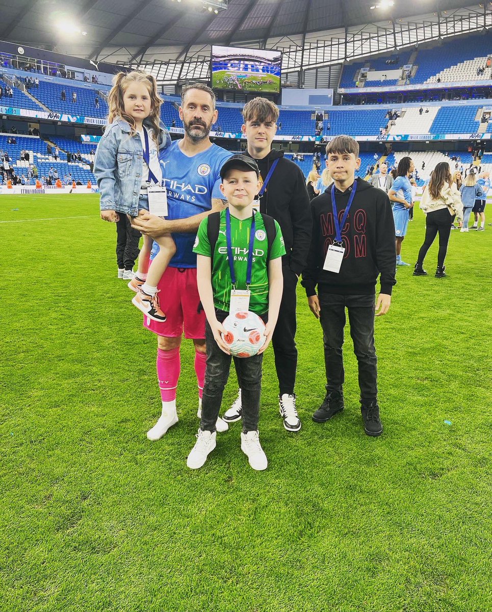 Aimee carson tweet media