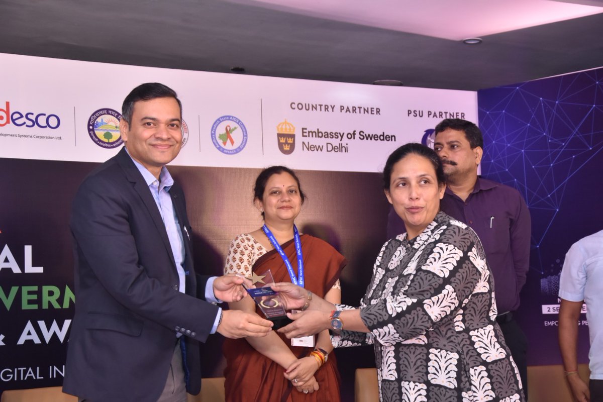 SmartCities_HUA's tweet photo. Shri. Rahul Kapoor, Director SC-III (Smart Cities Mission), @MoHUA_India chaired the session " Leveraging  Digital Transformation for Building Smart &amp; Resilient  Cities of Tomorrow " 2nd India  Digital  Empowerment  Meet &amp; Awards Event. https://t.co/ZAouq5Zkr4
