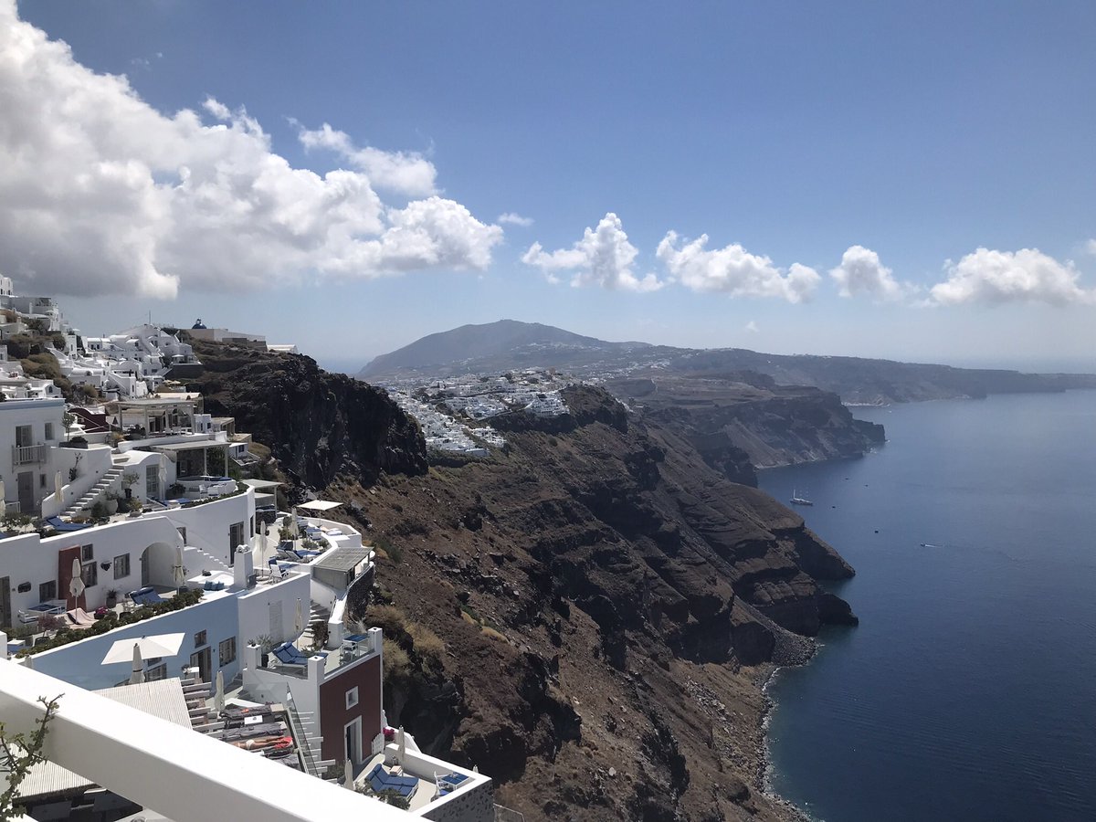 ggillies1's tweet photo. Checked in to home for next couple of nights and terrific views from balcony https://t.co/fDcY8nEXxC