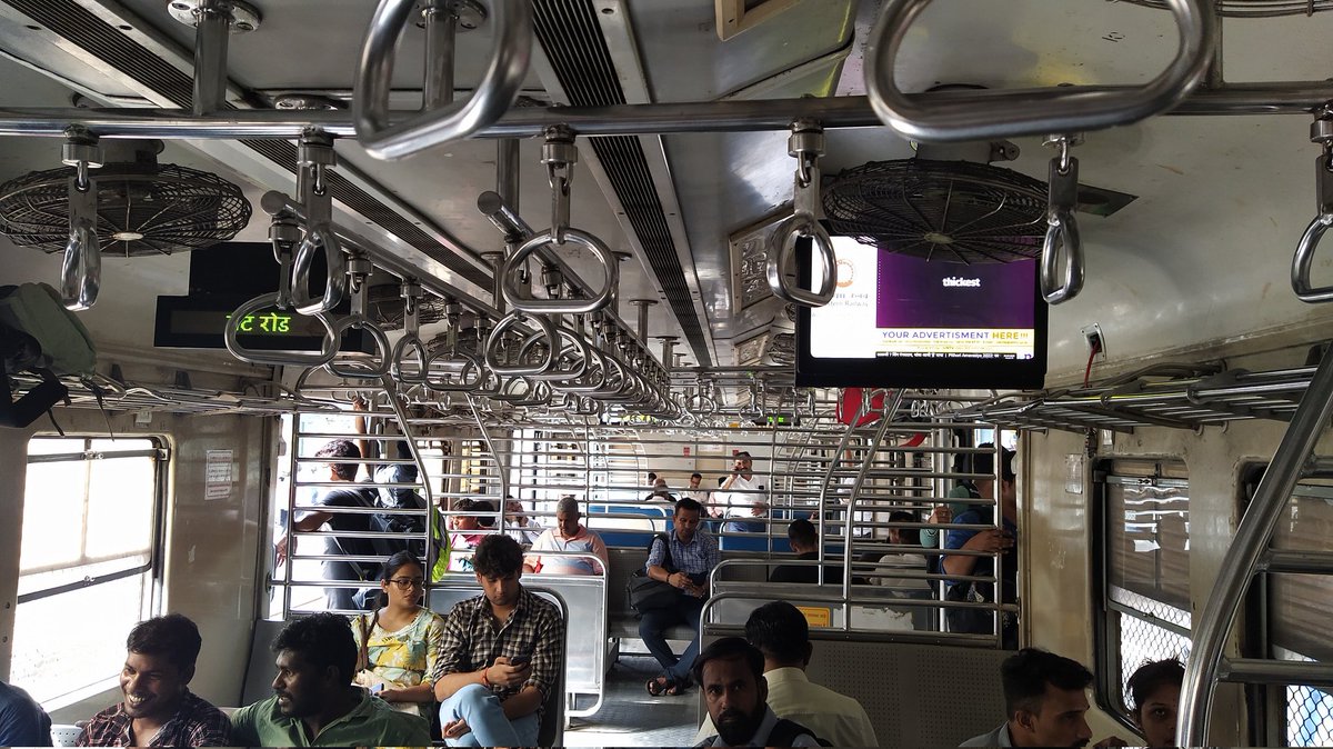 Why do these DOOH screens inside Mumbai local trains fail to attract brands on a regular basis? It caters to world's most crowded rail network commuters !! Numbers are mind boggling!! Then whats the reason? #dooh #transitads #ooh