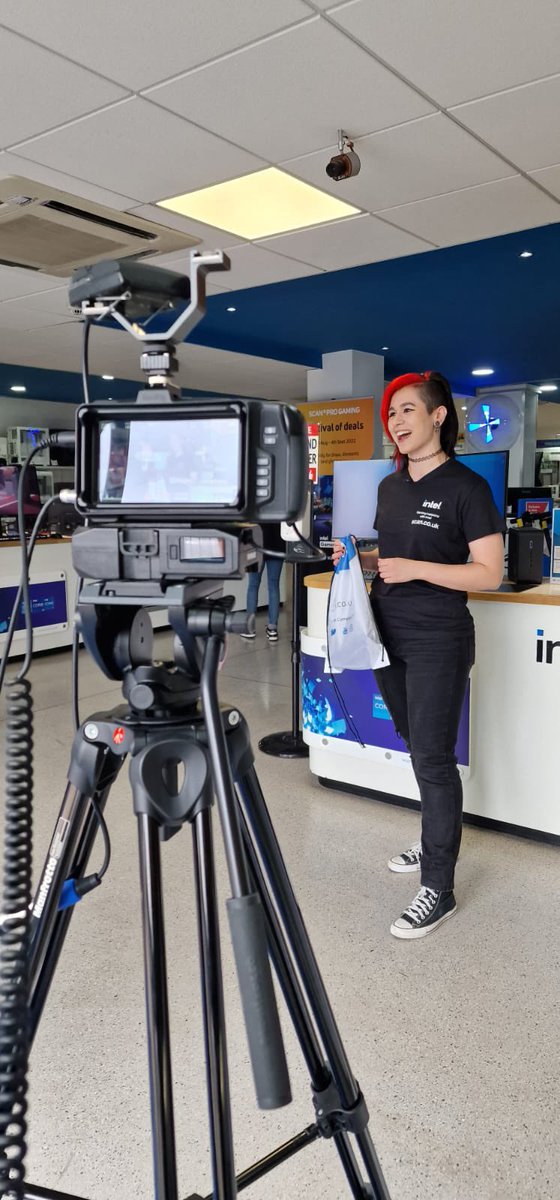 RageDarling's tweet photo. These days are my favourite kind of days โบ๏ธ
@ScanComputers are hosting an Intel Gamer Days event at their HQ with F1 racing, Fornite, free food and a BUNCH of goodies ๐
Social vid coming soon ๐
#ScanIntelGamerDays https://t.co/DPHRlzkpcI