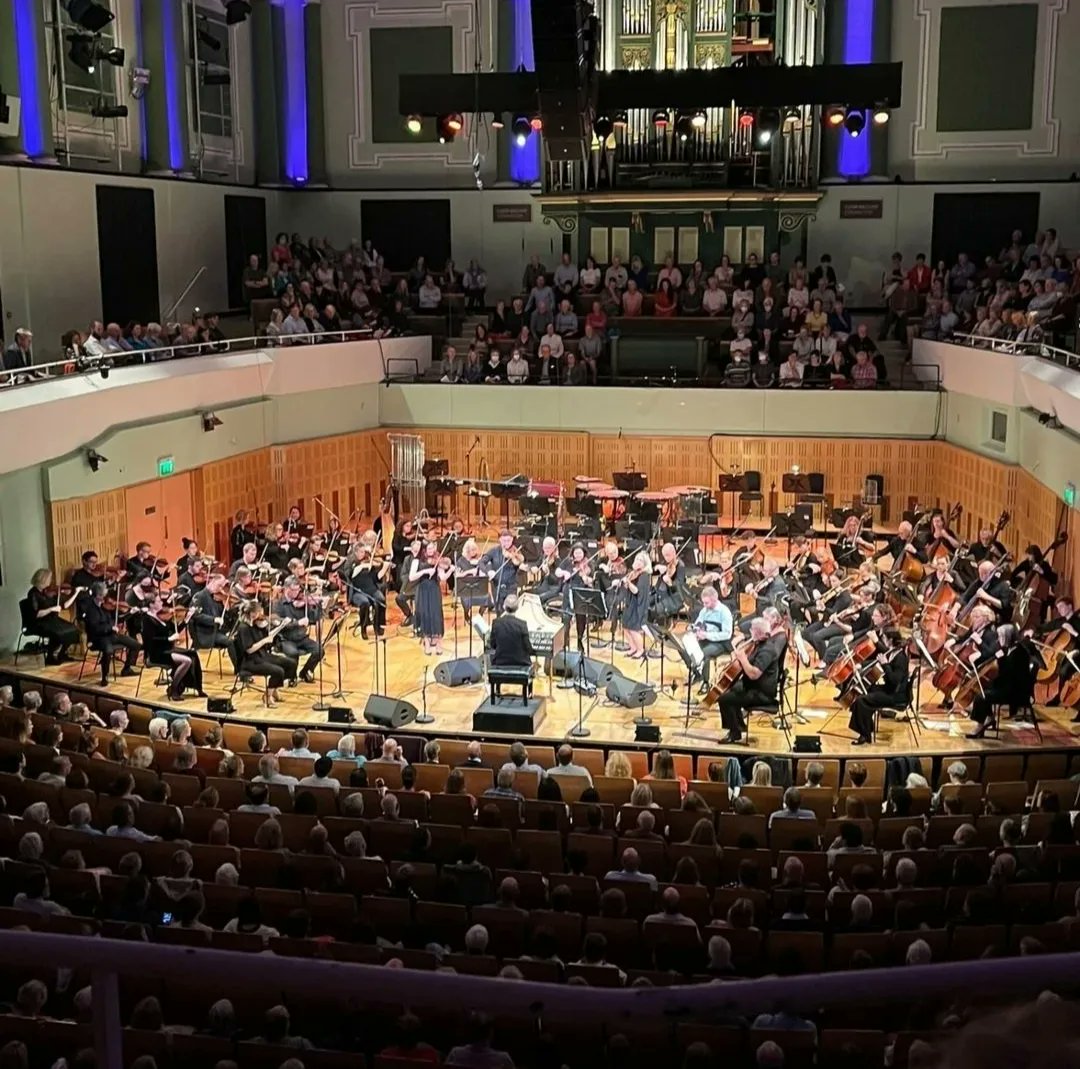 ZoeConwayfiddle's tweet photo. Some photos from yesterday...a beautiful night in memory of Mícheál Ó Súilleabháin, an honour to be part of it.

You can watch back here...
https://t.co/lljQ4MwH7v

Thanks to the @NCH_Music and @NSOrchestraIRL for an AMAZING night 💜😁🎶 And now off to Limerick!! https://t.co/MQh9GdrThu
