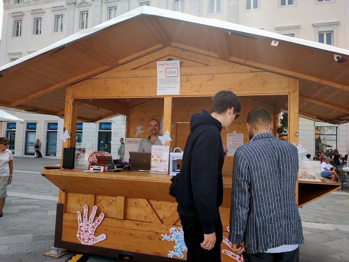 Here we are! <a href="/makertrieste/">Maker Faire Trieste</a> ! Visit us in Piazza Unità, today until 21! #3dpinting #chocolate3dprinting #AI #kokedama and much more!! #tsmf