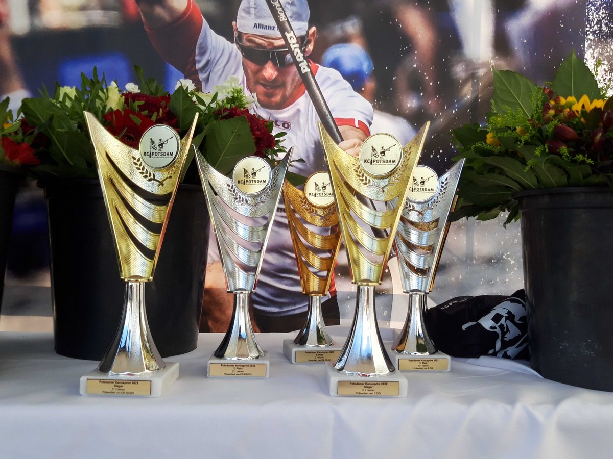 Mike_Schubert's tweet photo. Kanusprint in #Potsdam erstmals an der Alten Fahrt. Allen Sportlerinnen und Sportlern spannende Wettkämpfte auf den 170 Metern und den Zuschauern viel Spaß 🏅👏
@KCPotsdam https://t.co/nHAVD8stV3
