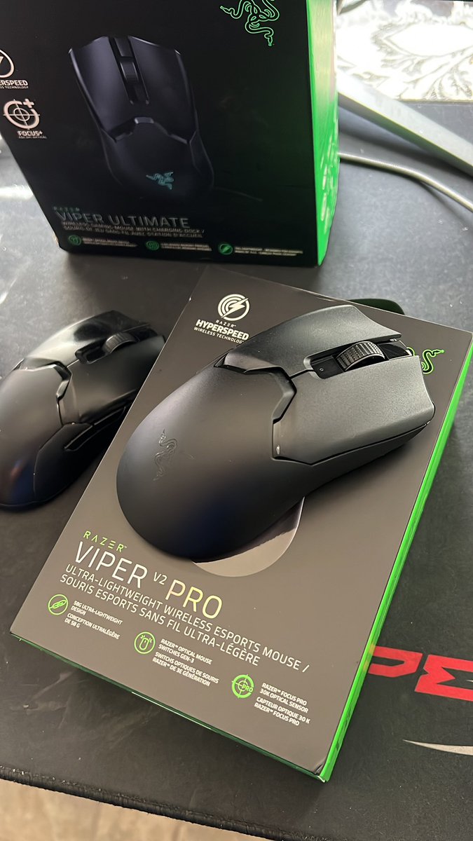 Estrenando nuevo regalito 😎🤘🏼gracias al <a href="/EvilsTeam_/">Team Evil's</a> 😈🔥