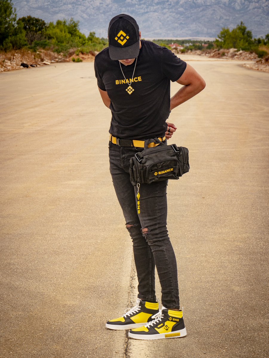 TheAlfredSource's tweet image. Got that @Binance outfit going on😘#Binance
#BinanceFashion #BinanceBlockchainWeek