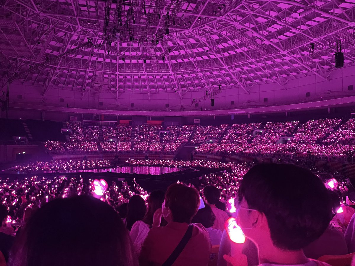 kpro10's tweet photo. Thank you #SNSD. You always keep the promises. You made the August be a wonderful month and precious memory to all of S💗NES. I am still here to support and wait for all the girls. #FOREVER1withSNSD #GG4EVA https://t.co/u97YVa2QJD