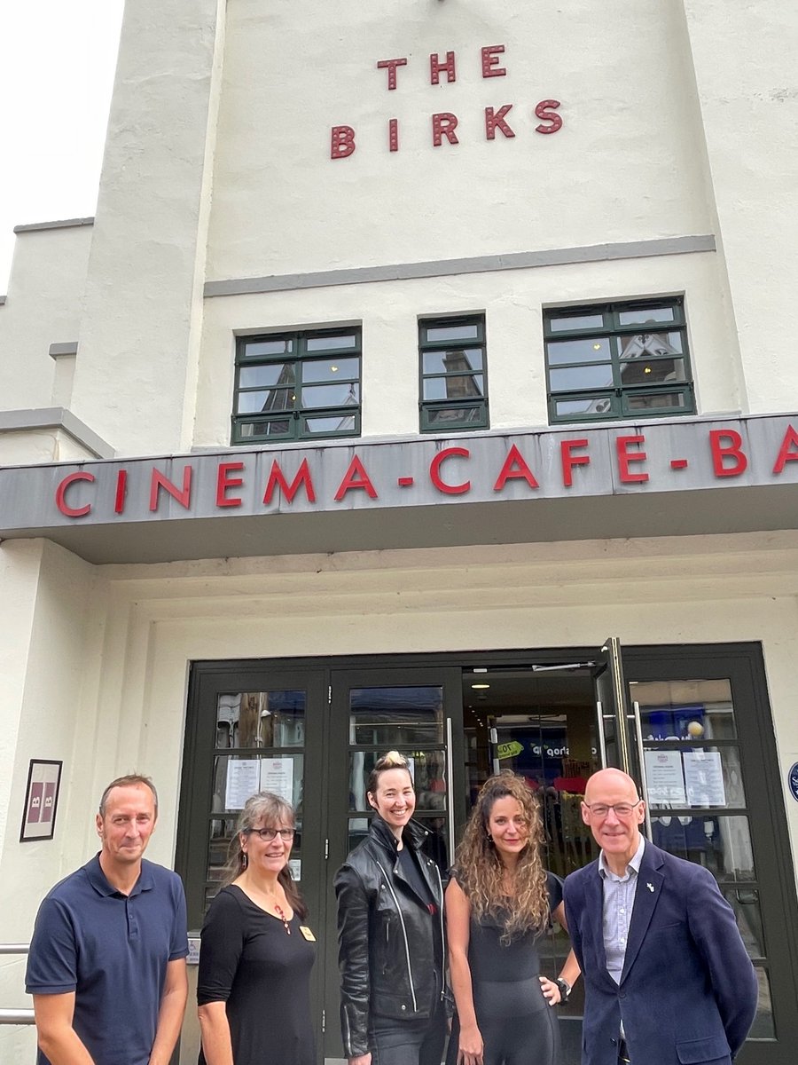 BirksCinema's tweet photo. It's National Cinema Day! A big Birks thank you to John Swinney, Scotland's Deputy First Minister, who stopped by to help us celebrate. Pictured here with Giles, Fiona, and Sandy &amp; Danny from Grease (also known as Patty &amp; Lilla!) https://t.co/7kxdOqDtJO