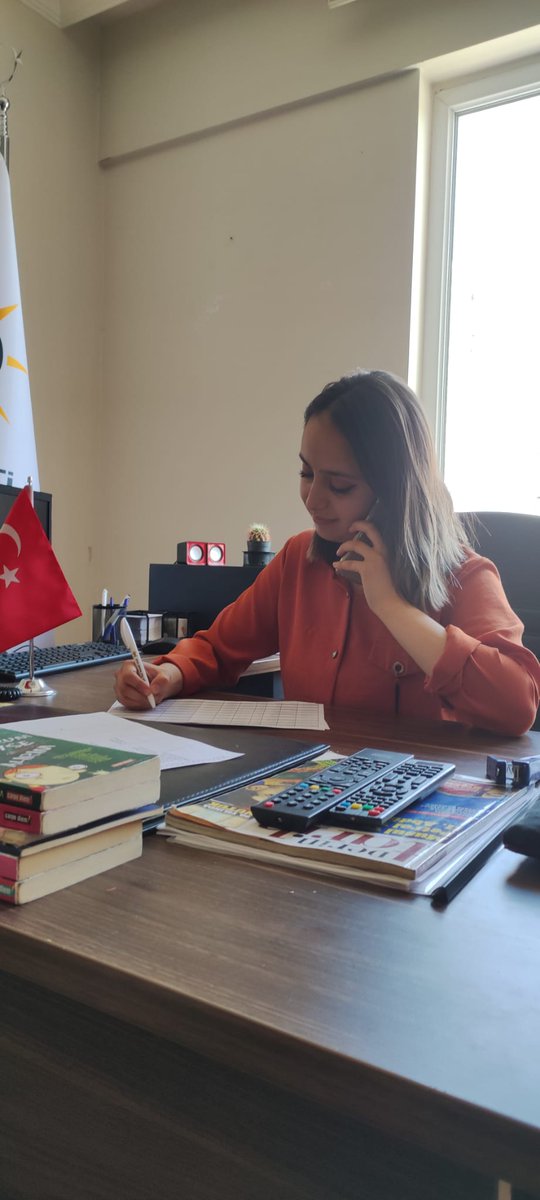 altindagakgnc's tweet photo. #BirSelamBirGönül 

Ana Kademe, Kadın ve Gençlik Kollarımız olmak üzere tüm kademelerimiz ile;

Değerli ilçe sakinlerimize aramalar gerçekleştirerek Cumhurbaşkanımızın selamını iletip gönüllere dokunuyoruz..

@efedemirhann
@Fatih__Bildik
@asimbalci
@hasanakyoll06
@yusufteceren06 https://t.co/omFPYFI87g
