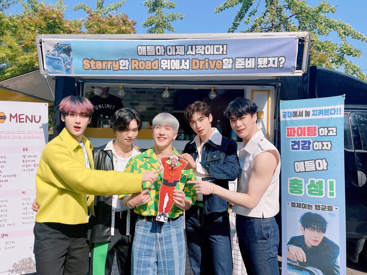 djenine_ira's tweet photo. Astro has the best brotherhood ever.. you CANNOT change my mind https://t.co/jQWt4DOoEe