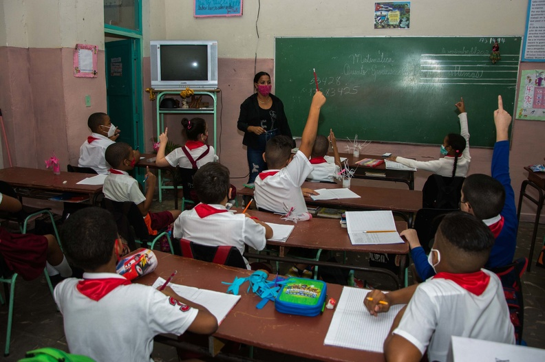 Pasanews2's tweet photo. #SantiagodeCuba se alista para reanudar el curso escolar 2021-2022 este 5 de septiembre. #DeRegresoALasAulas #CubaALasAulas #CubaEduca https://t.co/7sgub4xn9f