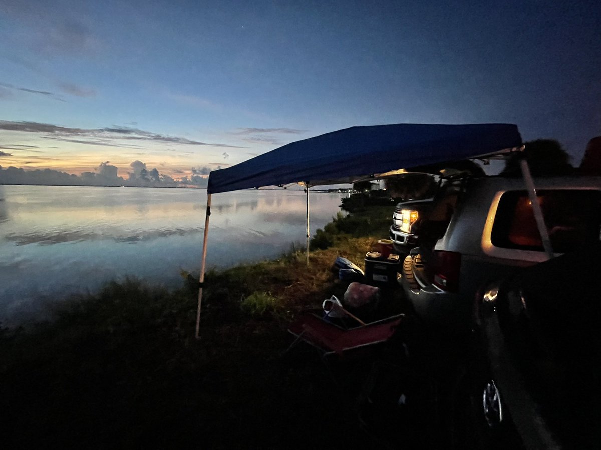 ElyMedia's tweet photo. #ElysDoArtemis We’ve beaten the sunrise to watch the moon rocket take off in Titusville. #Artemis https://t.co/W37wbSmf0h