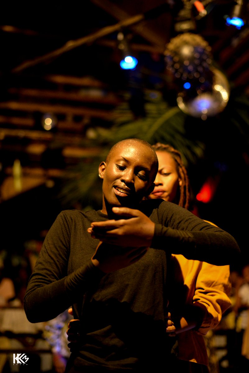 LycaLinca's tweet photo. Création "KAMBE" @Bujasanstabou2020 sous le thématique "Théâtre et histoire", focus sur le quartier Bwiza https://t.co/tjKVwgaS4e