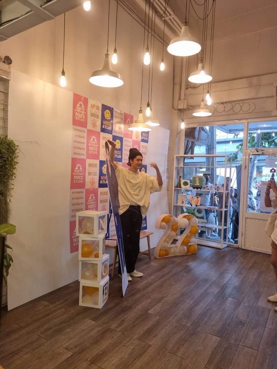 movylodge's tweet photo. 2022 NICE'S Birthday Project
🖼️ Cafe and Mini Gallery

@movylodge

วันนี้โคตรไนซ์เลย :)
#LovelyNICEtimeAt22
#NiceATLAS #ATLAS_TH
#movylodge #movycafe
#eventcafe https://t.co/BEkkDIR8BH
