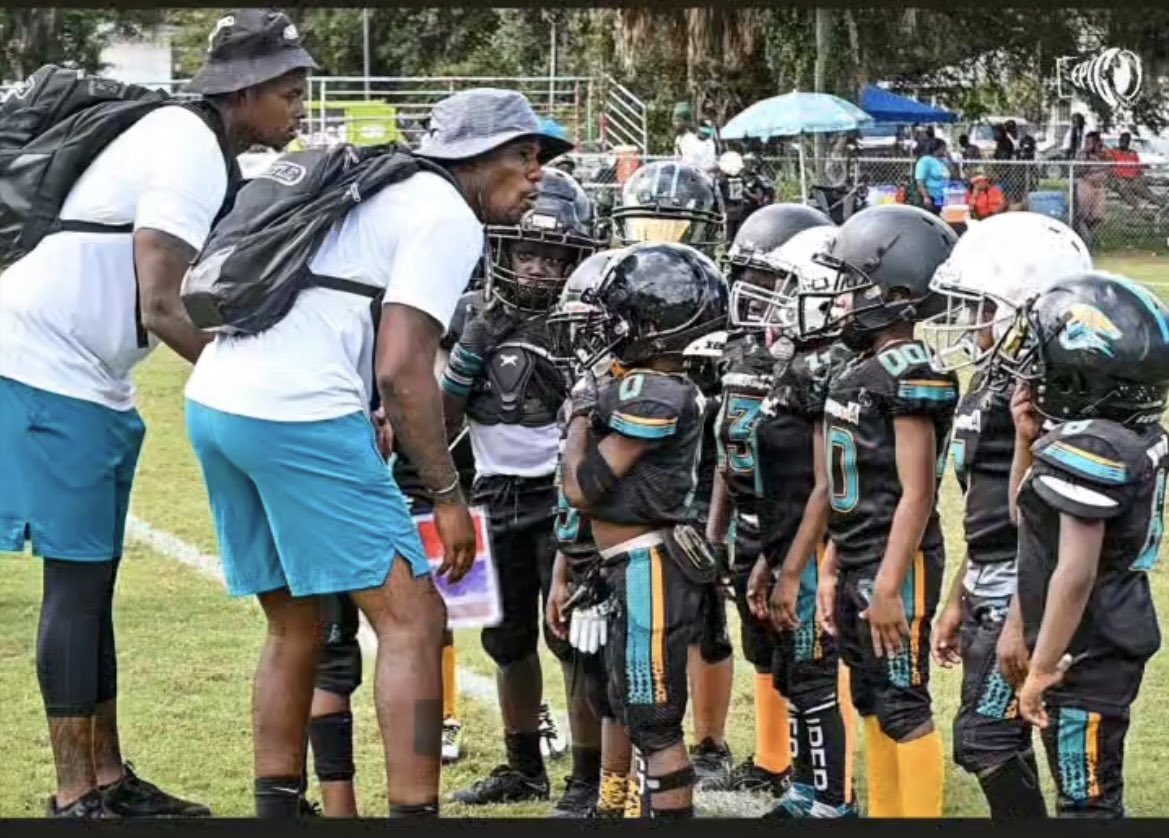 JerrandN's tweet photo. Terry Parker 10:00 a.m… Time to see what we really got. Should be a good one. #OC #PullUpBoyz #6u #Battle https://t.co/whlwra53ce