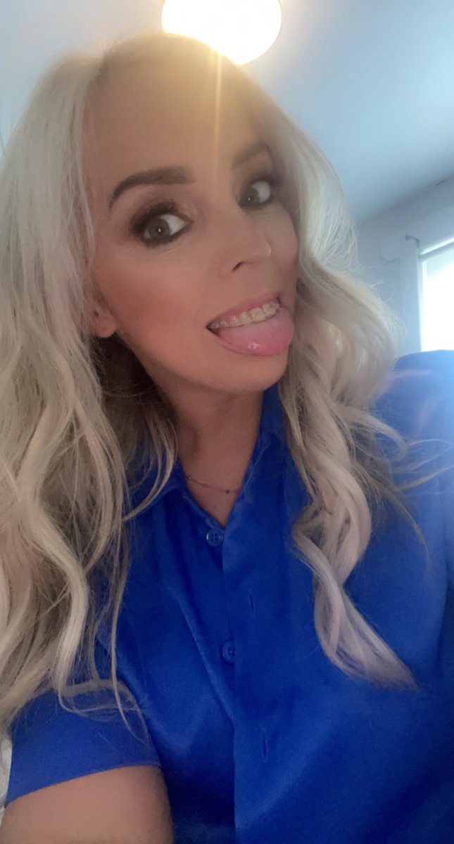 m1ssyoung's tweet photo. Old firm Saturdays let’s go this 🧸🇬🇧 ❤️🤍💙 https://t.co/lLyDqUMLZi