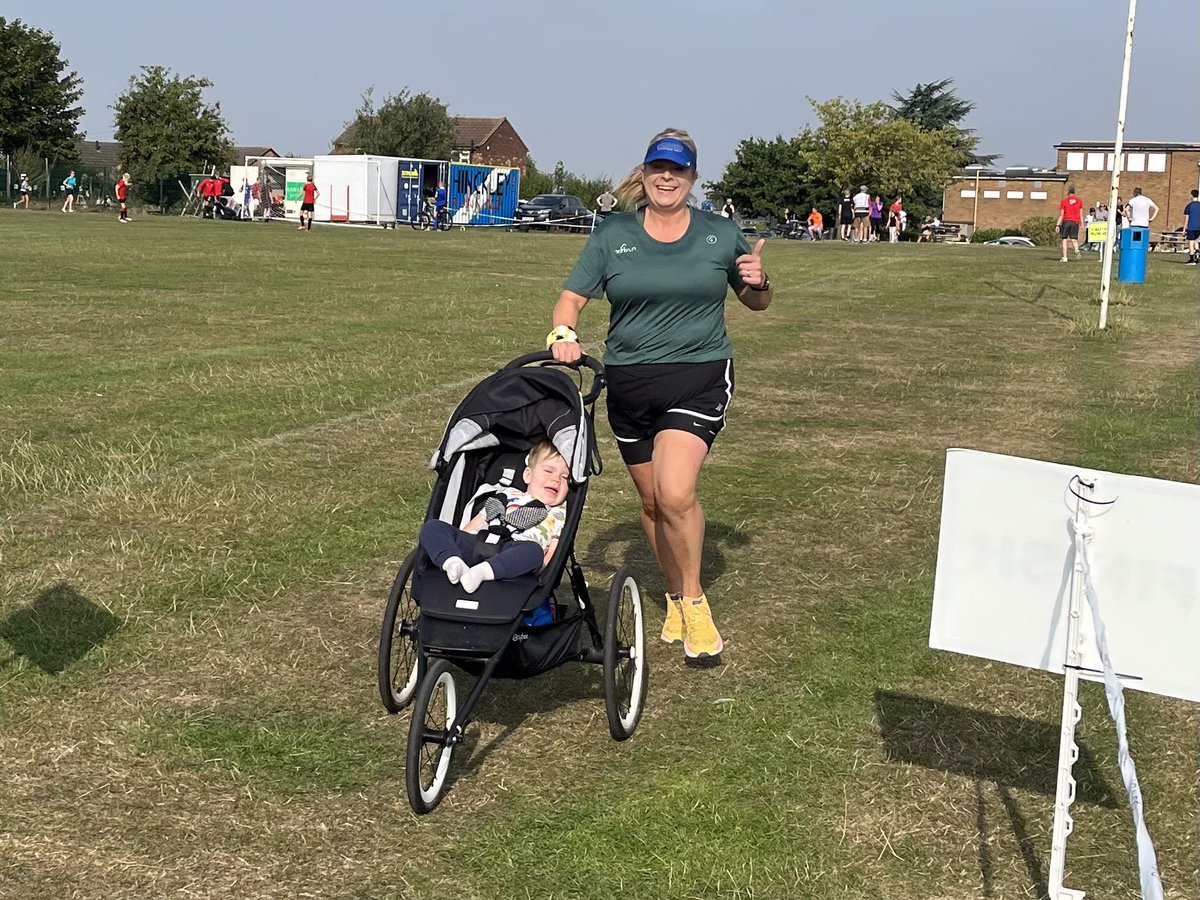 binkybunny7's tweet photo. My 316th @parkrunUK at Hastings High School to celebrate @DanielC87327297 250th different parkrun venue 👏🏻👏🏻👏🏻 Tough course with a running buggy but pleased to have ran it 3 mins faster than 1.5 months ago #BuggyRunning #SlowlyImproving 👶🏻🥳🍰 https://t.co/Ra9htQMmdG