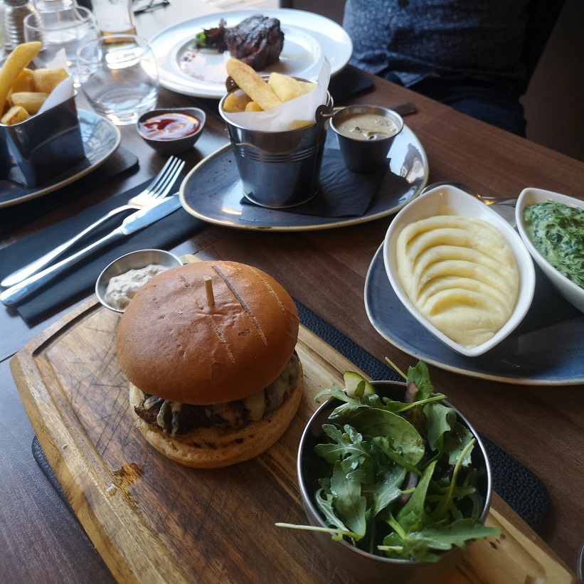 FrenchieMummy's tweet photo. ad - 🍝What is your favourite cuisine to enjoy with your family? 🍝 We recently tried a local Argentinian steakhouse with @OpenTableUK and what a treat! Find some new local places to check out now too! #foodreview #opentableuk https://t.co/mVSkW1eqUb https://t.co/kNuehfwi2h