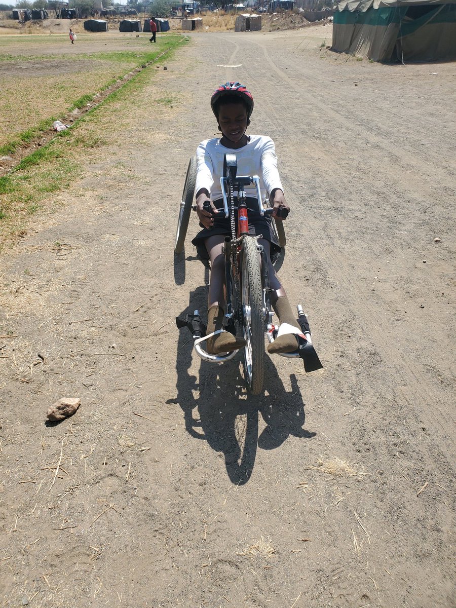 momentummemory's tweet image. September,spinal cord injury awareness month,took another therapy to be wth some accident victims,introducing some sports activities tht help during recovery&amp;amp;making a change, rebuilding life aftr a spinal cord injury through sports.  #challengingperceptions 
#sports