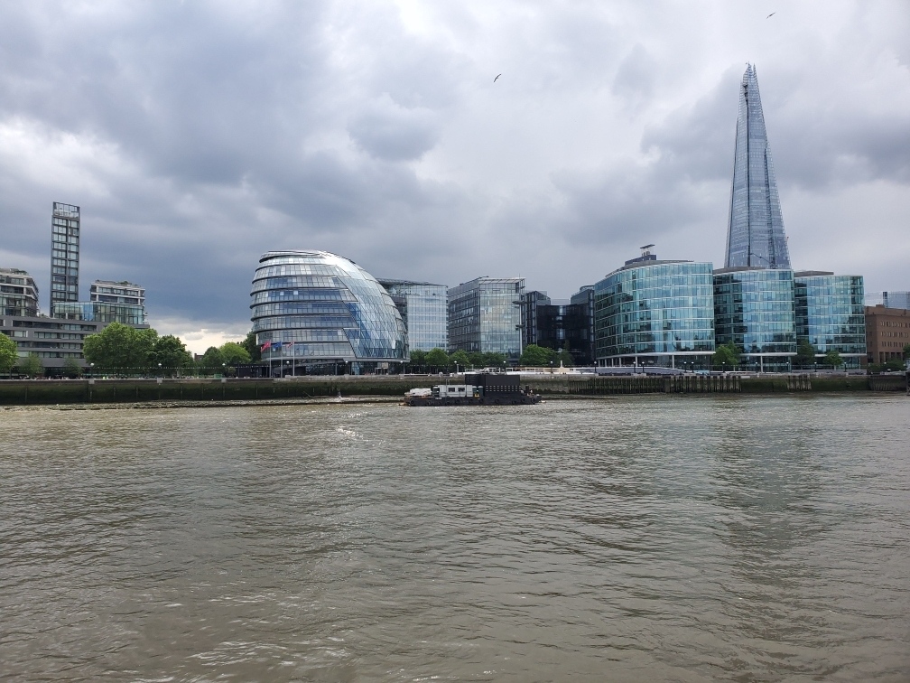 ChevaliersThe's tweet photo. Today is #NationalSkyscraperDay and to celebrate, we’re sharing a picture of one of our favorite major cities - London, England! Interested in planning a trip? Let’s start today! #NeverStopPlanning https://t.co/rmypjV2MXd