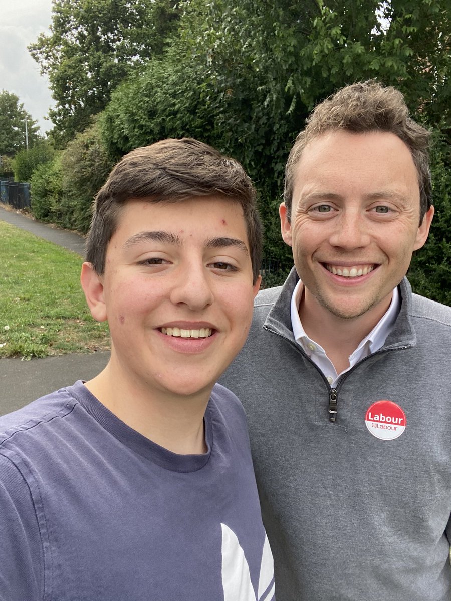 Fun morning calling round Wirral Labour members with <a href="/Matthew_Patrick/">Matthew Patrick MP</a>, @VGVGVG87 and <a href="/Alison_McGovern/">Alison McGovern</a>! 📞 

We have all-out council elections coming up this May, so if you want to help Labour win on the Wirral, please do get in touch. 🌹 🗳
