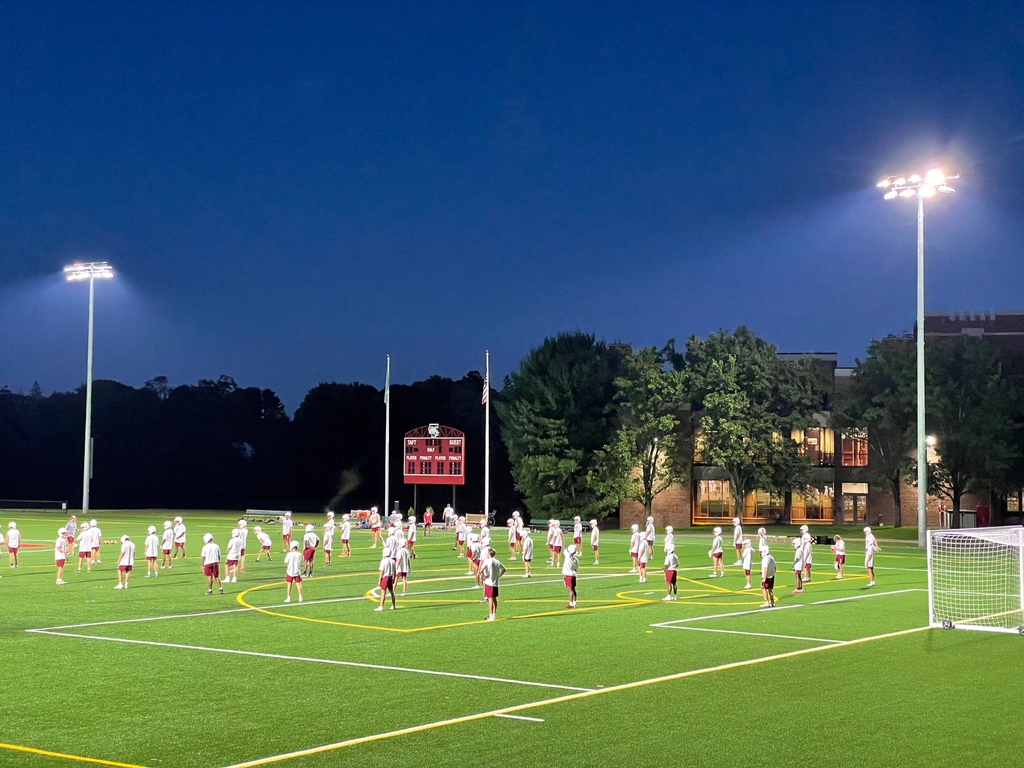 Preseason athletics kicked off yesterday and boys’ varsity soccer and football had a chance to practice on the new turf field – football under the newly installed lights.⁠ ⁠A big thanks to the group of alumni and parents whose generous donations made the new field a reality. 🦏