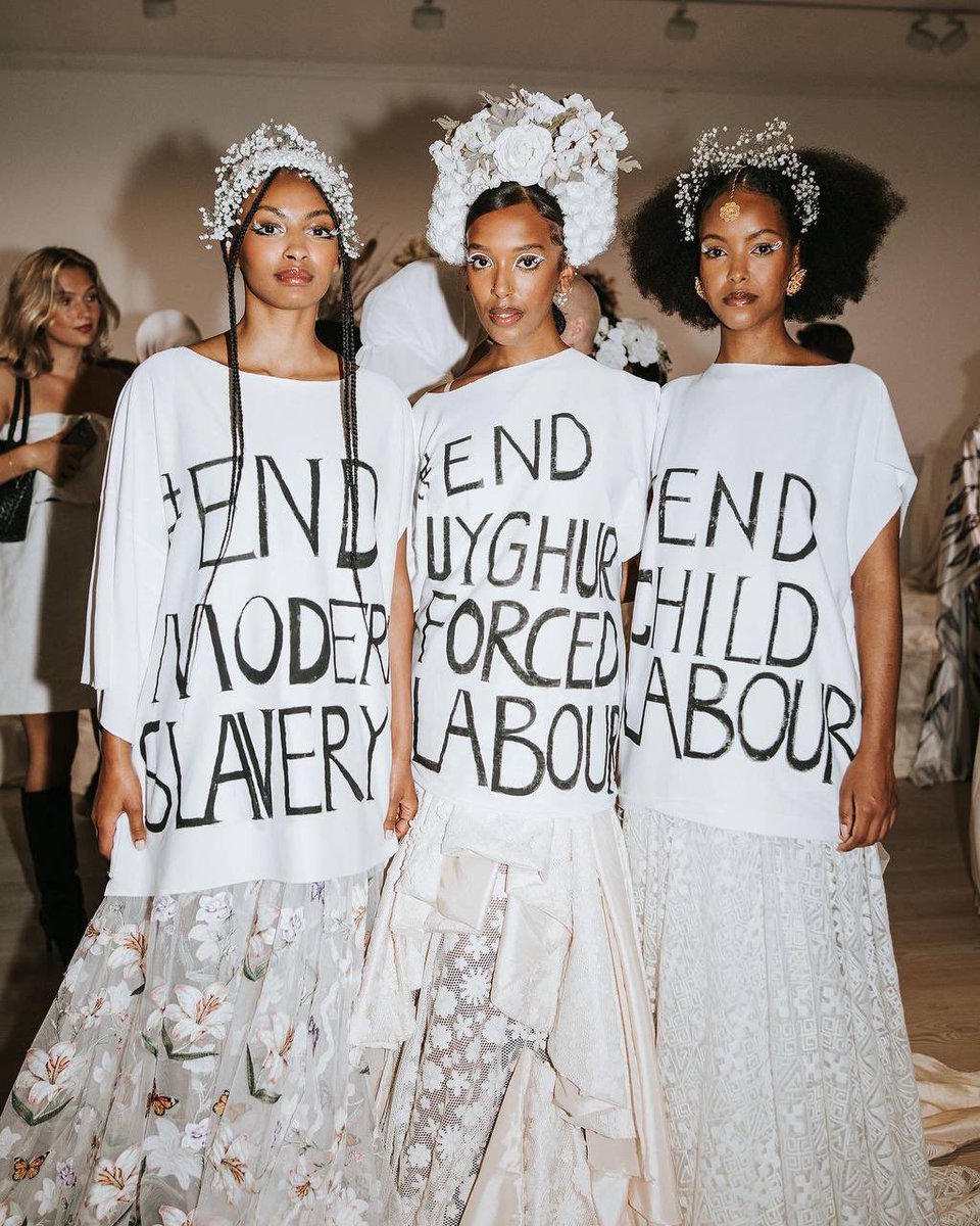 Raphael Glucksmann (@rglucks1) on Twitter photo Je suis à Stockholm pour la Fashion Week. Avec la créatrice d’origine chinoise Louise Xin et l’activiste des droits humains Ouïghoure <a href="/JewherIlham/">Jewher.Ilham</a> nous avons placé cet événement sous le signe d’une mobilisation générale contre le travail forcé, en Chine et partout dans le monde. Je suis à Stockholm pour la Fashion Week. Avec la créatrice d’origine chinoise Louise Xin et l’activiste des droits humains Ouïghoure <a href="/JewherIlham/">Jewher.Ilham</a> nous avons placé cet événement sous le signe d’une mobilisation générale contre le travail forcé, en Chine et partout dans le monde.