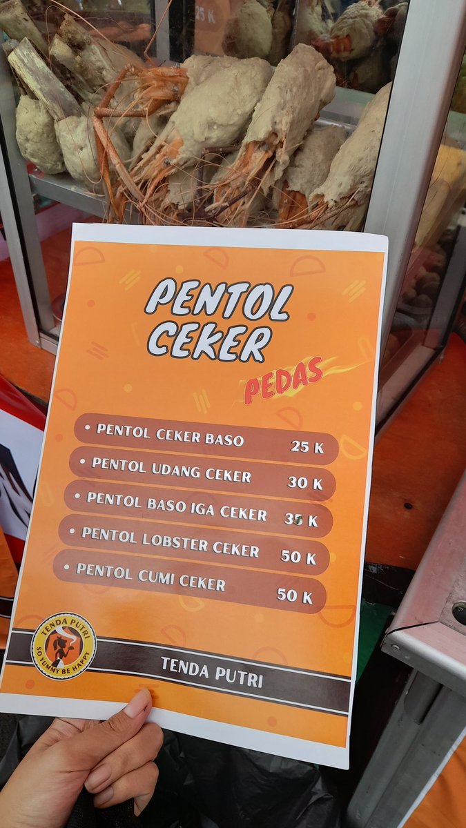 chsetos's tweet image. last day