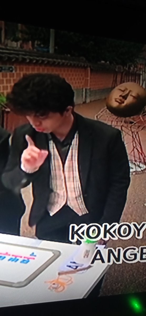"shhhh mag focus ka!" cutieeee ng kokoy!!

KOKOY DE SANTOS
#RunningManPhilippines