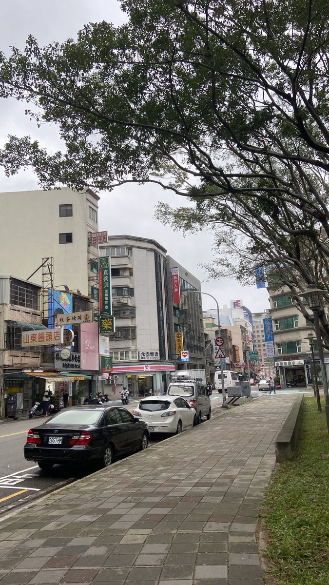 Iaurchive's tweet image. finally out!! its very windy here🥶🥶