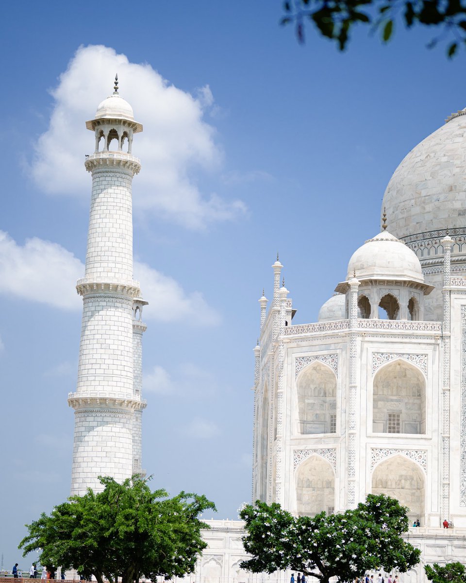 berwin_singh's tweet photo. I cannot begin to describe the beauty of #tajmahal!!
Shot on #nikonz50
Edited on #lightroom
#dslr #dslrofficial #dslrphotography #agra #nikon #nikonphotography #lightroomedits #tajmahalagra #mughalarchitecture #indianhistory #mughalhistory https://t.co/dFoWTX4zYP