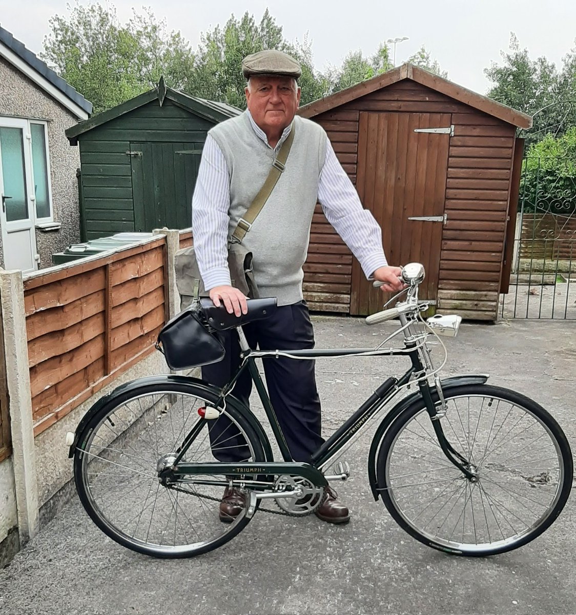 TREV😎R 🚴🛵🍻🦐 tweet media