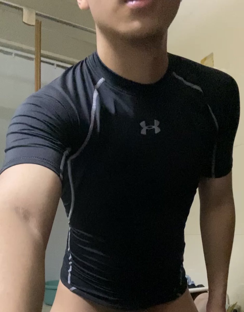 jackishere993's tweet photo. 有人吗？？🥵 https://t.co/3Fww4vqyjR