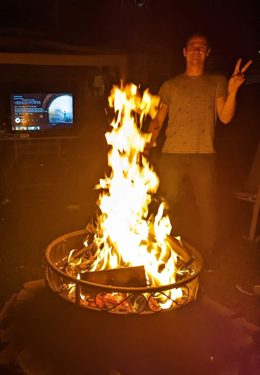 ChitinNature's tweet photo. ๐๐ฅณ We watched The Ring of Power last night outside by a fire!
๐ป Woot what an amazing adventure!
๐ฅ Who's coming to the next fire? Aha
๐ #NFT #NFTs #NFTCommunity #Cro #CroFam #croday #Cronos #cryptocom #eth #opensea #TheRingsOfPower #ChitinNature
#ChitHeadz #Grotyles https://t.co/aMh1C3jSKT