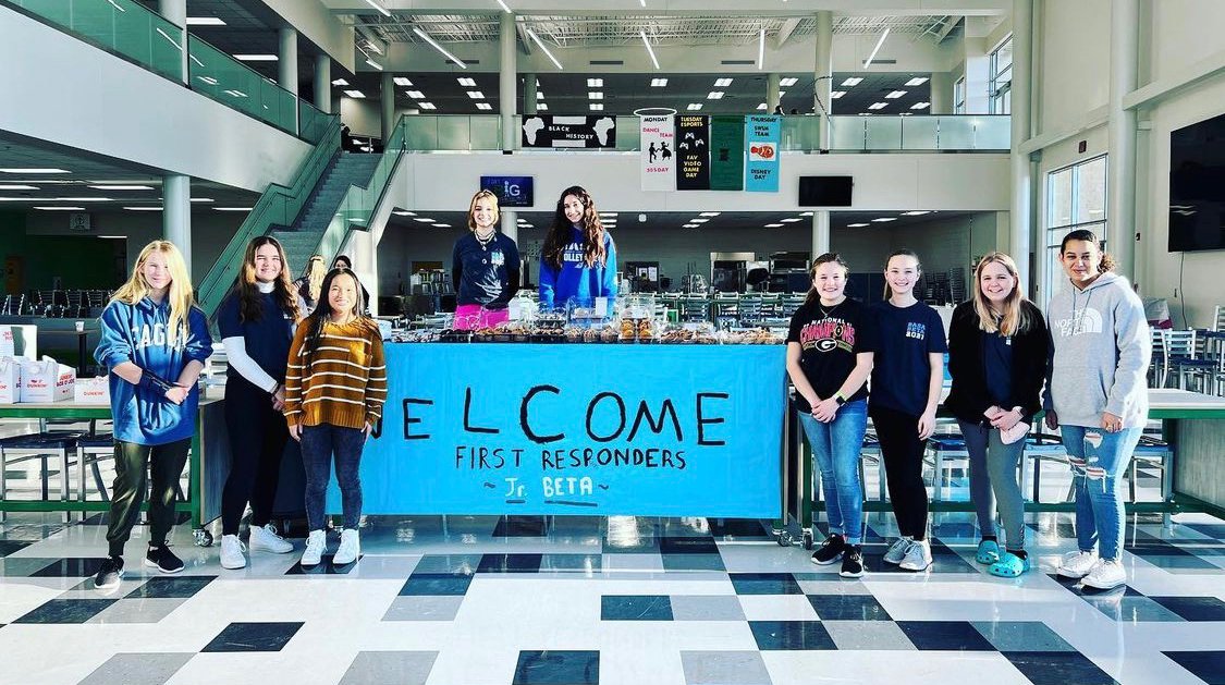nationalbeta's tweet photo. Barrow Arts & Science Academy provided coffee and snacks for their first responders. #BetaServiceSaturday https://t.co/k7aemmbQVz