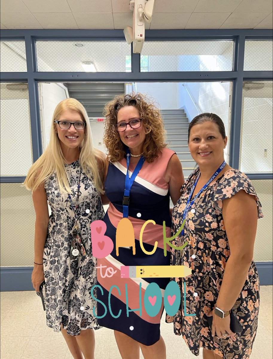 MitchellReg14's tweet photo. Back to school! Let’s make this a great year MES! https://t.co/m7WPy7h8c6