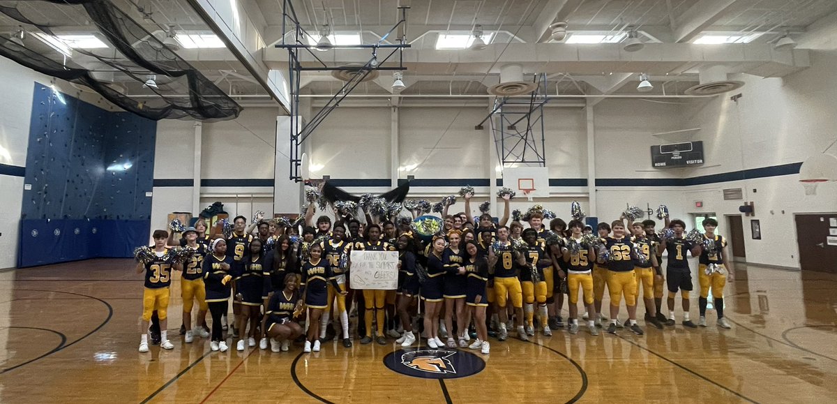wisscheerteam's tweet photo. Shout out to @WissFootball for showing support to us before our first home game last night. We appreciate you! 💙🏈📣💛 https://t.co/GHp38m1P6U