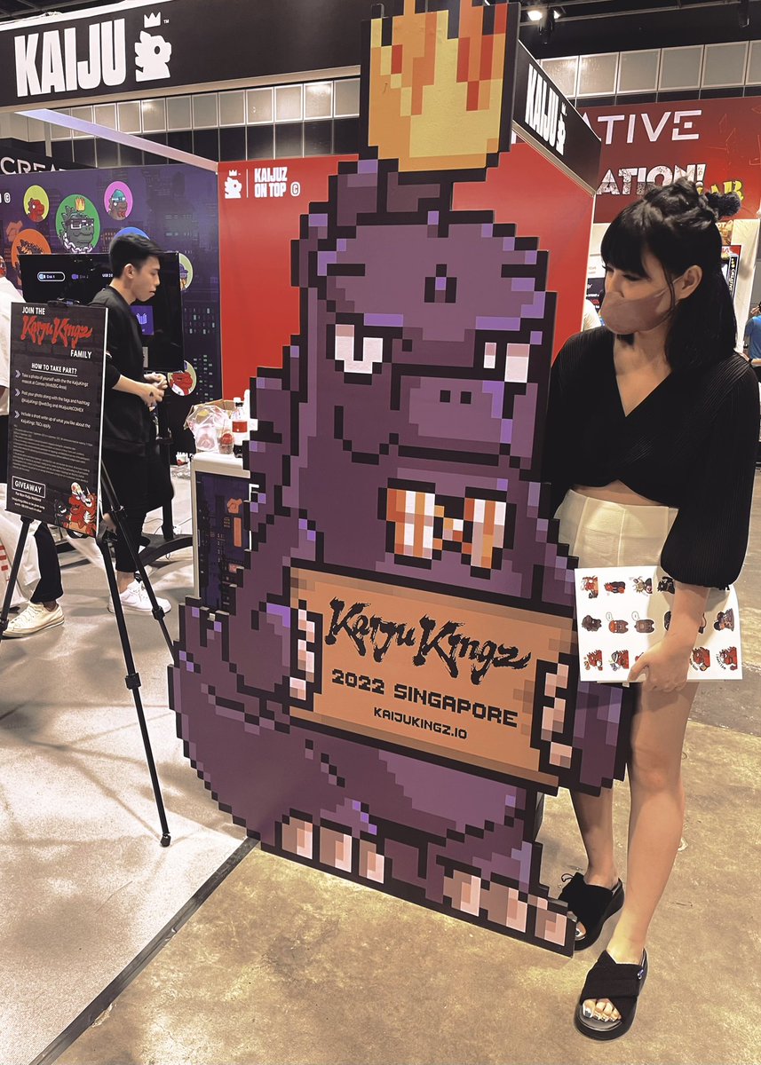inisoen's tweet photo. I love the art and huge sg community, my first tweet and for Kaiju 🤣 kingz on top! 
@KaijuKingz @web3sg #kaijuzAtComex https://t.co/lpAYkmPO1s