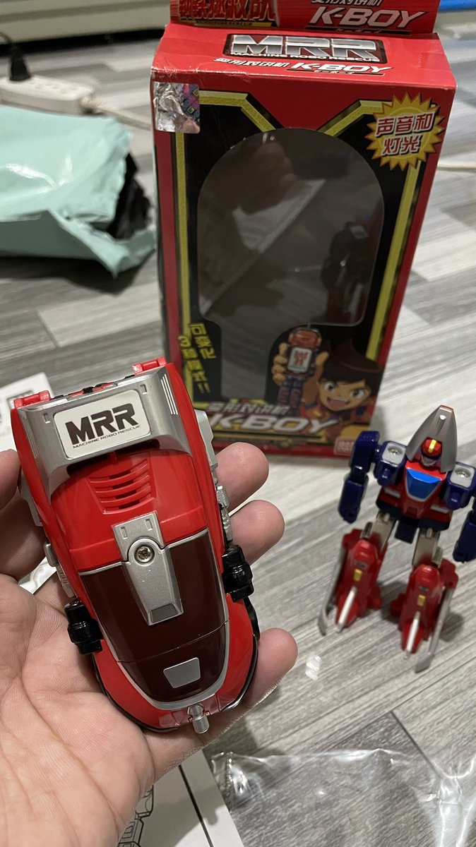 gwenny_fanboy's tweet image. I've always wanted to have this when I was a kid, well here it is! Quite amazed that its still in pristine condition despite the fact that this aired over almost 2 decades ago! #MachineRoboRescue #Kboy