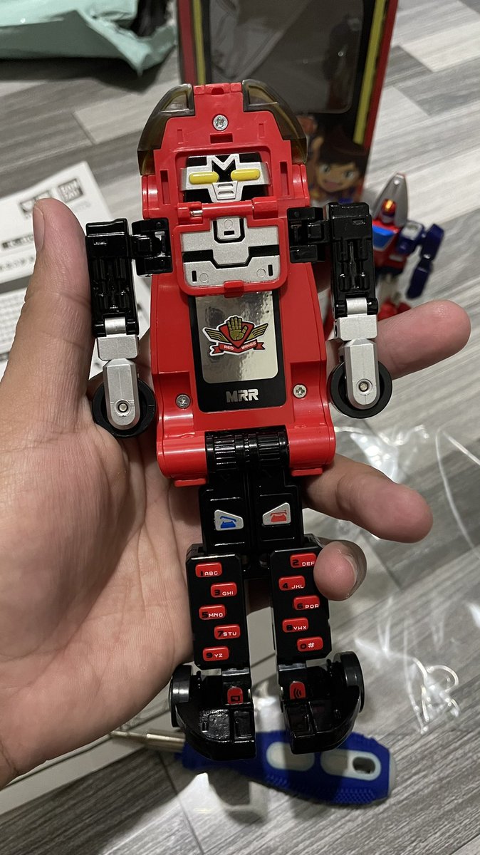 gwenny_fanboy's tweet image. I've always wanted to have this when I was a kid, well here it is! Quite amazed that its still in pristine condition despite the fact that this aired over almost 2 decades ago! #MachineRoboRescue #Kboy