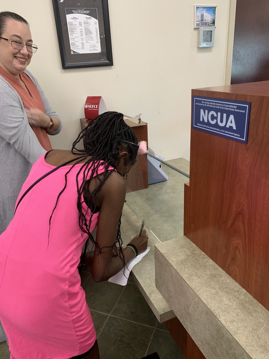 Broadviewfcu's tweet photo. Founder and president of Poised Gifted and Ready (PGR), Debra McClendon-Boddie stopped by our branch to help PGR participants open youth accounts after completing our virtual summer financial education program. Small steps to big success! https://t.co/IMzBLIlRaG