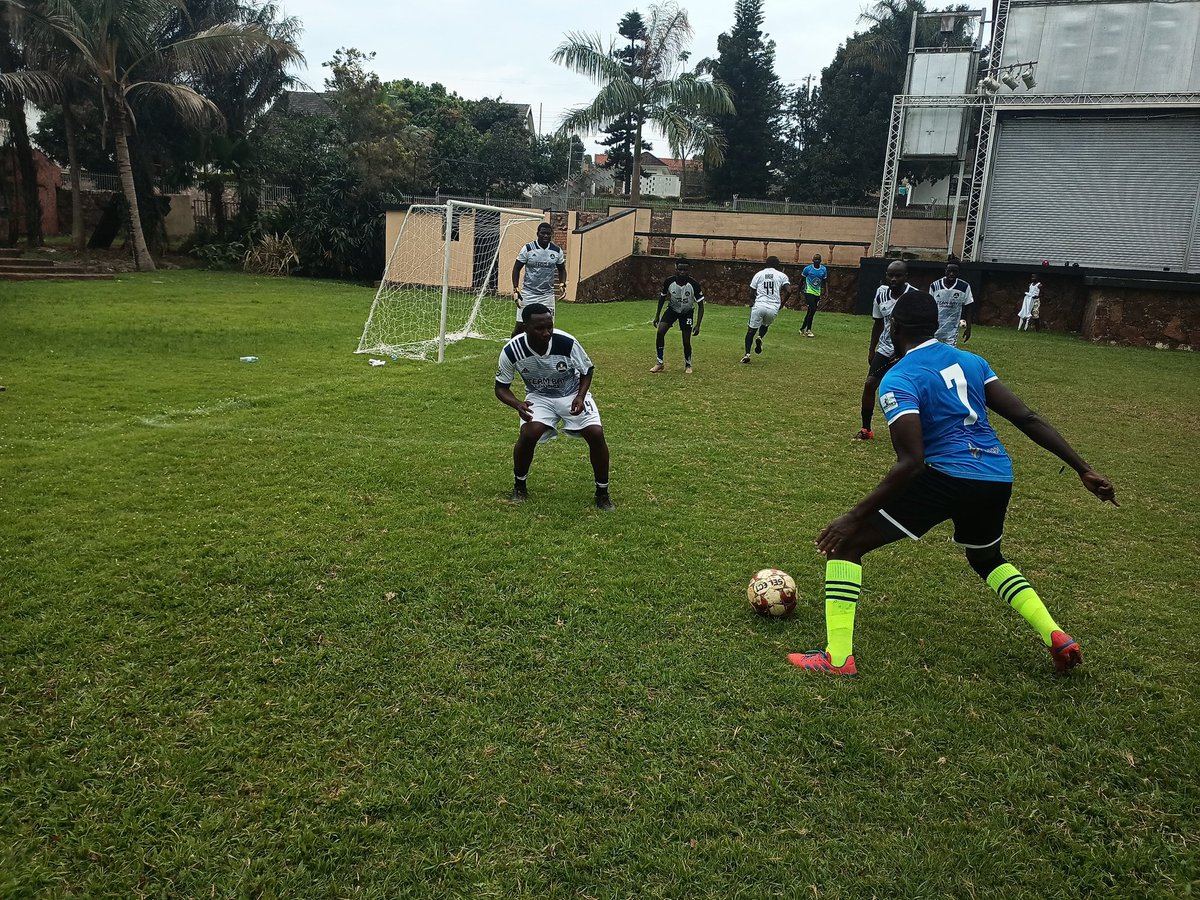 kaksleague's tweet photo. Team #Mulirwana picks it's first win of the day, coming from behind to beat #BayLounge 4-2. https://t.co/eQCpTEFbVR