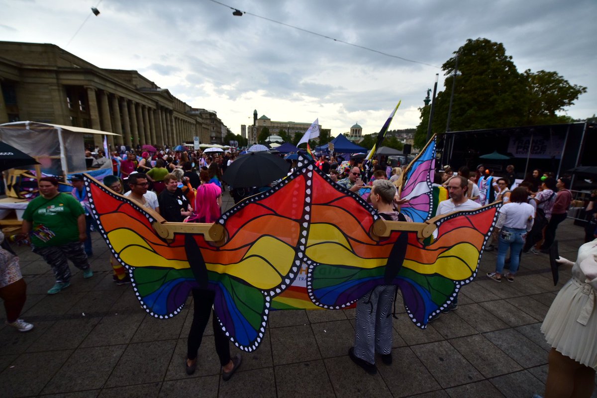 #transpride in #Stuttgart wichtig wie nie! #Malte Liebe und Solis gehen raus ❤