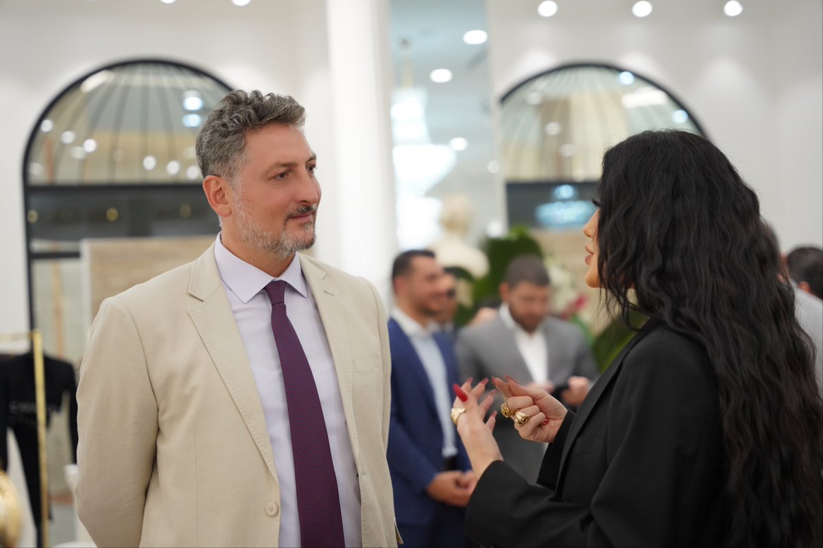 Thank you Mr. @MicheleCamerota for this honor. 🙏🏼🙏🏼🙏🏼 thank you for your support and passion to support Kurdish women in business. #GalleriaLadore #erbil #kurdistan #italy