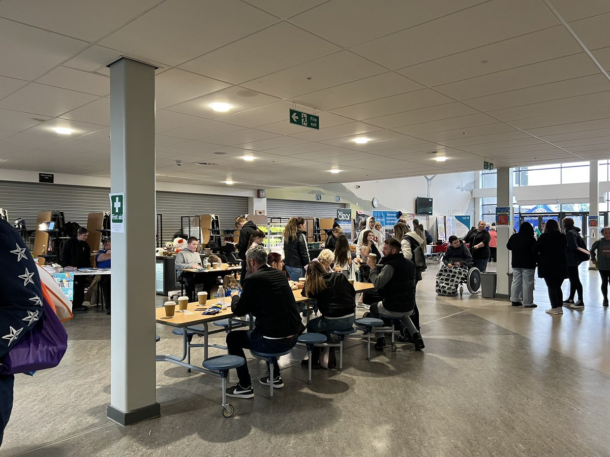 LevenmouthAc's tweet photo. Fantastic buzz at Levenmouth Academy for our community fayre. Brilliant to see so many members of our community come along. - everyone welcome - come along and enjoy! https://t.co/YmgSCBMRHv