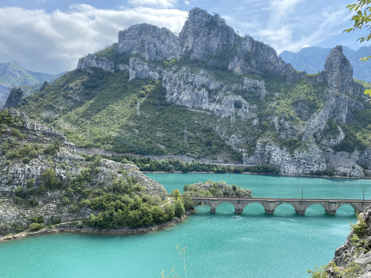 josattler's tweet photo. Driving along #Neretva. Magic even after countless times. #DivaGrabovica #LijepaHercegovina #Putuj387 https://t.co/hBeyS9uhs5