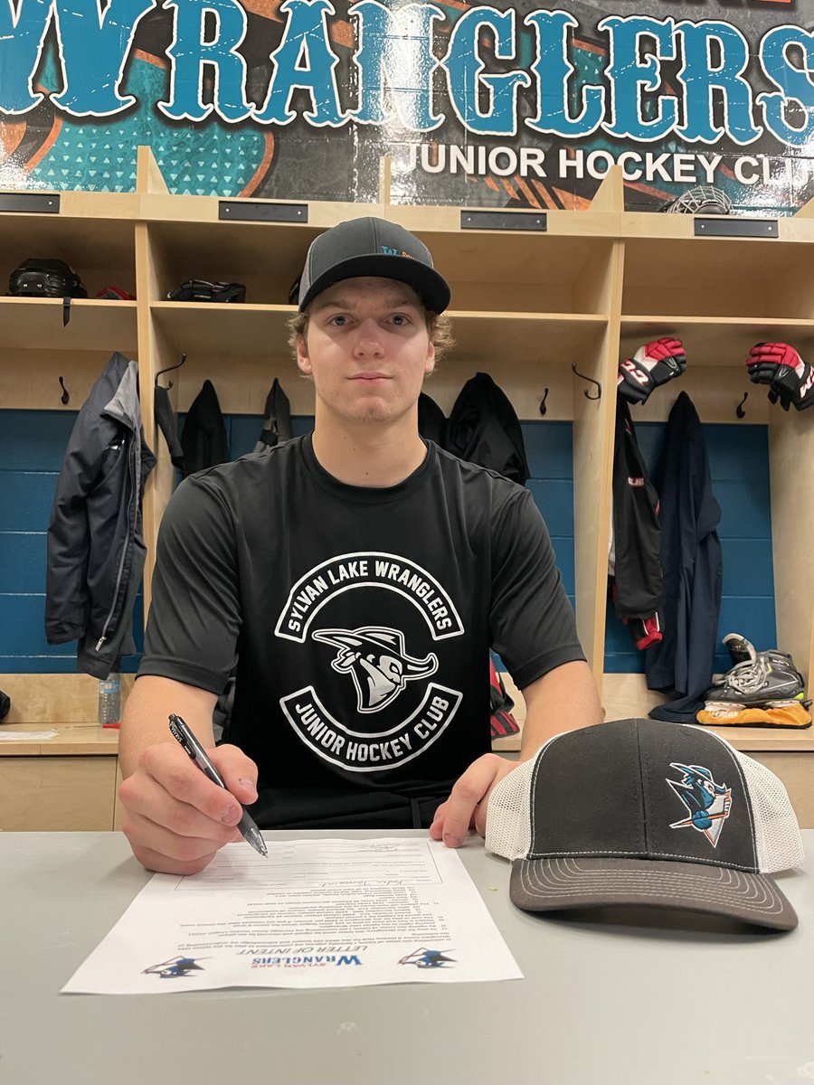 WranglersHockey's tweet photo. 𝐒𝐈𝐆𝐍𝐈𝐍𝐆 𝐀𝐋𝐄𝐑𝐓! - The Sylvan Lake Wranglers are excited to announce the signing of 2004 goaltender 𝐊𝐀𝐃𝐄𝐍 𝐓𝐎𝐔𝐒𝐒𝐀𝐈𝐍𝐓. The 18 year-old from Rimbey, AB played the last 2 seasons with the U18AAA Optimist Chiefs.  
#letswrangle #HJHL https://t.co/oDWKjI0rOh