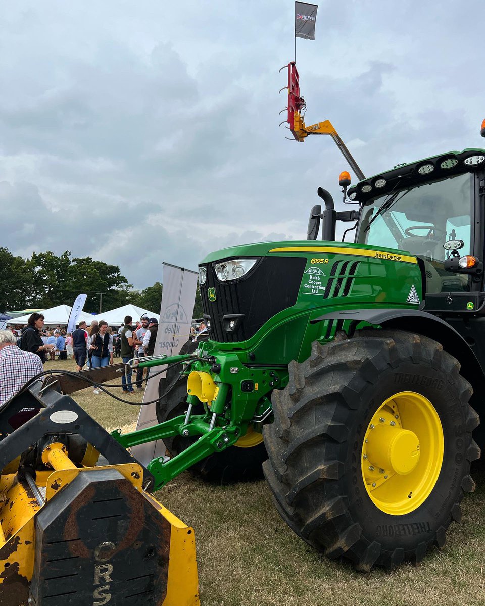 ceresrural's tweet photo. Great to catch up with lots of people including @cooper_kaleb at his stand at the Moreton Show today!
#ceresrural #moretonshow #johndeere https://t.co/jQyTujpbpO