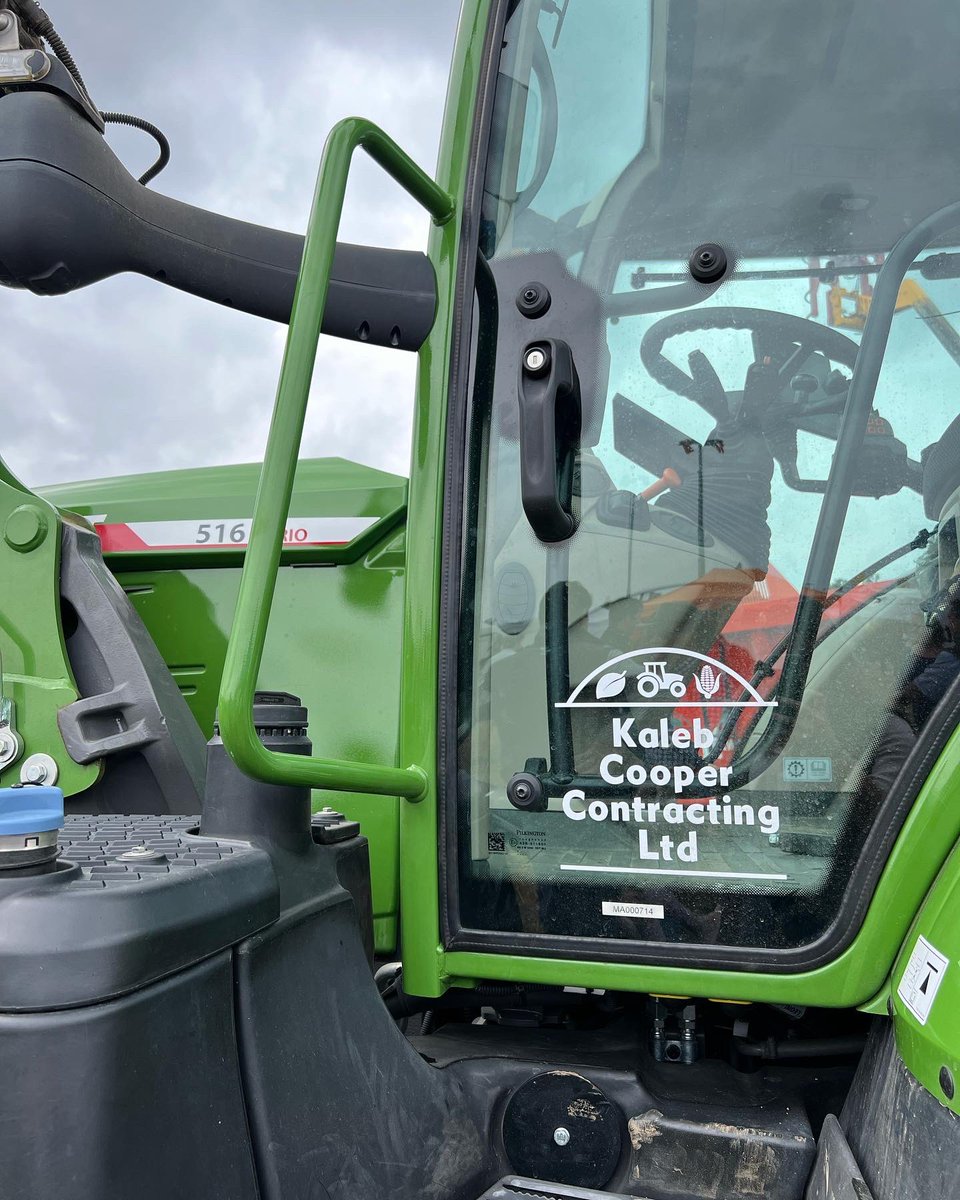 ceresrural's tweet photo. Great to catch up with lots of people including @cooper_kaleb at his stand at the Moreton Show today!
#ceresrural #moretonshow #johndeere https://t.co/jQyTujpbpO